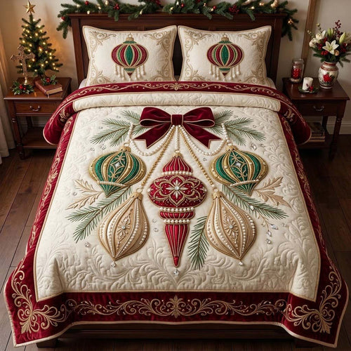 Grand Victorian Ornament Cascade 3-Piece Quilted Bedding Set GDTONTD1982