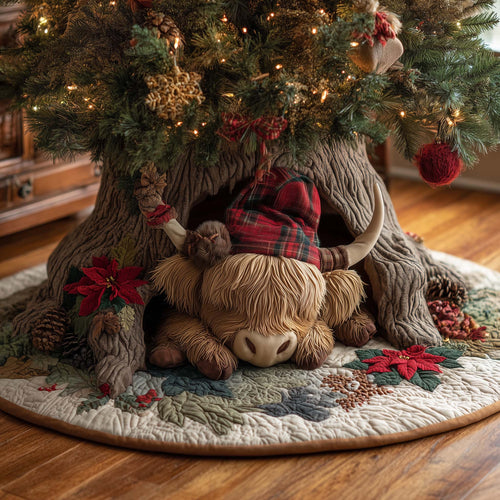 Holiday Highland Cow Quilted Tree Skirt GFTOHD11997