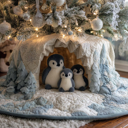 Cozy Penguin Family Quilted Tree Skirt GFTOHD12003