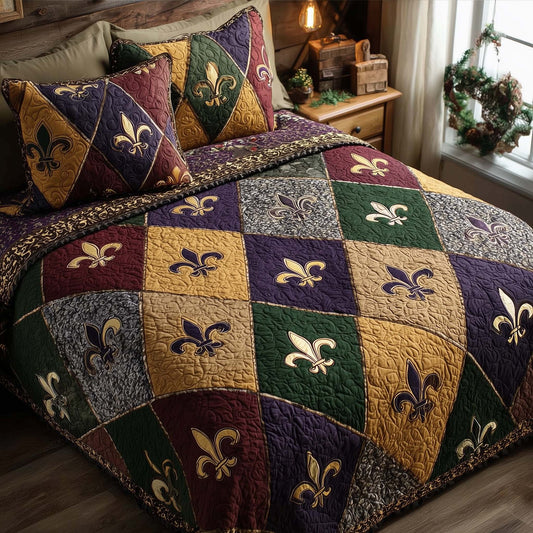 Fleur De Lis 3-Piece Quilted Bedding Set GFTOHD12799