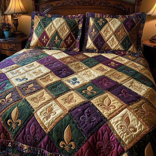 Fleur De Lis 3-Piece Quilted Bedding Set GFTOHD12800