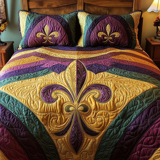 Fleur De Lis 3-Piece Quilted Bedding Set GFTOHD12802