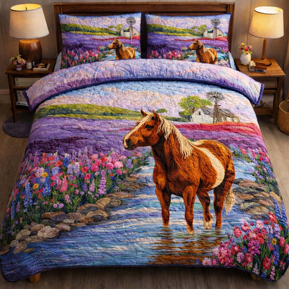 Lavender Valley Mustang 3-Piece Quilted Bedding Set GFTOHD14129