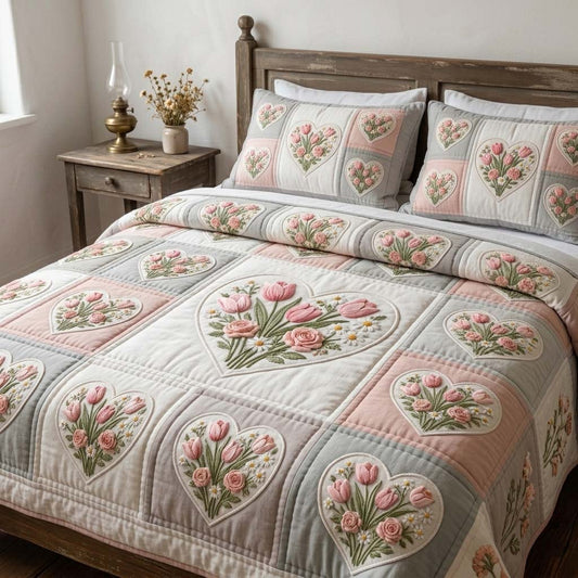 Blush Tulip Garden 3-Piece Quilted Bedding Set GFTOHD14632