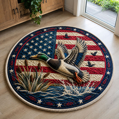 American Flag Flying Mallard Quilted Round Mat GFTOHNL357