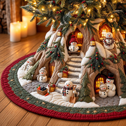 Snowman Cottage Quilted Tree Skirt GFTOMA15251