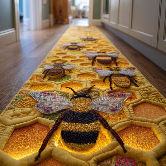 Shiny Bee Runner Rug GFTOMA7956