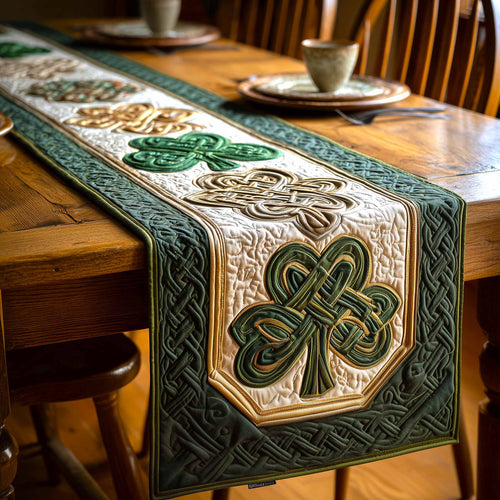 Emerald Knot Quilted Table Runner GFTOMA9400
