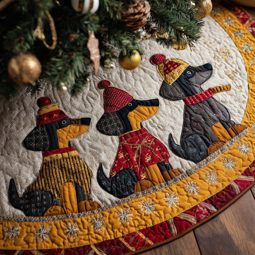Festive Dachshund Quilted Tree Skirt GFTONL7083