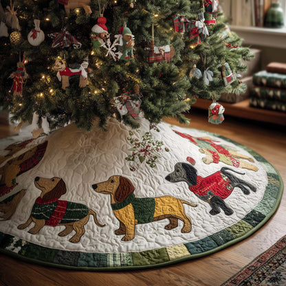 Festive Dachshund Quilted Tree Skirt GFTONL7086