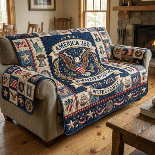 American Pride Quilted Sofa Cover GFTONMU193