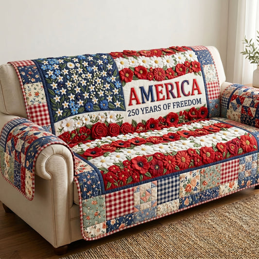 American Pride Quilted Sofa Cover GFTONMU199