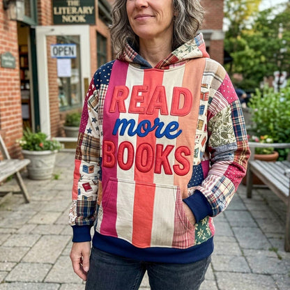 Book Lover Hoodie GFTONMU2236
