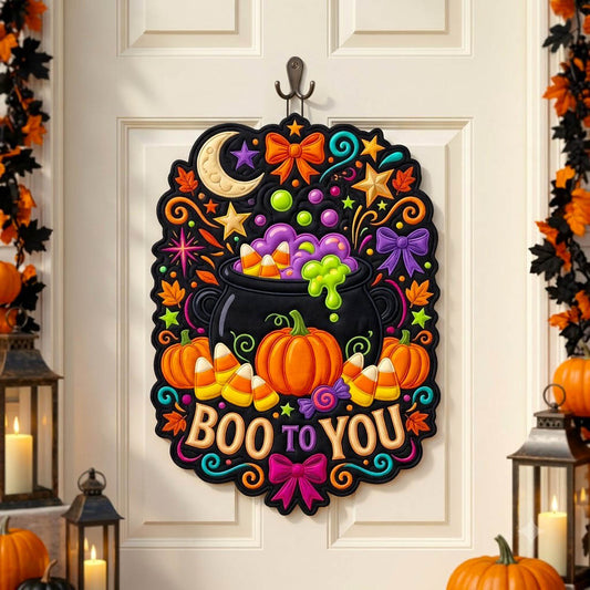 Haunted Halloween Custom Shape Quilted Door Hanger GFTONMU2760