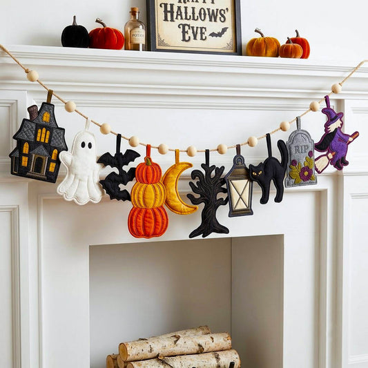 Haunted Halloween Custom Shape Quilted Garland GFTONMU2823