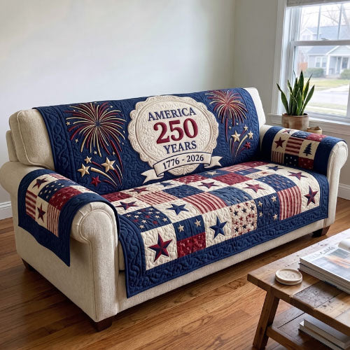American Pride Quilted Sofa Cover GFTONMU41