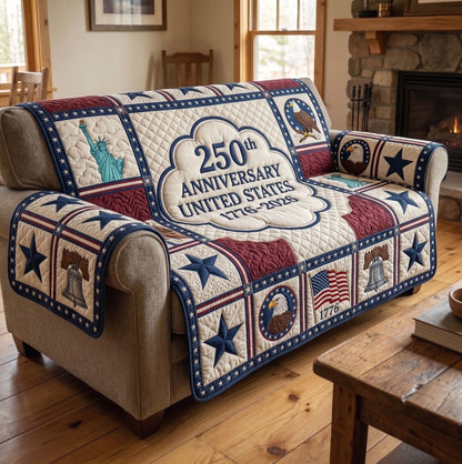 American Pride Quilted Sofa Cover GFTONMU44