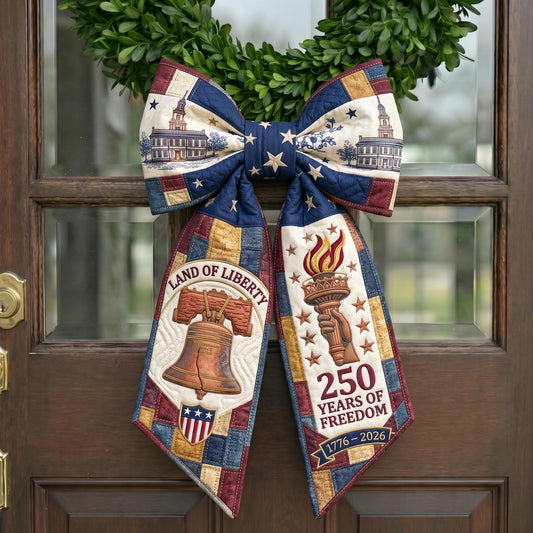 Heritage Patch Quilted Wreath Sash GFTONMU791