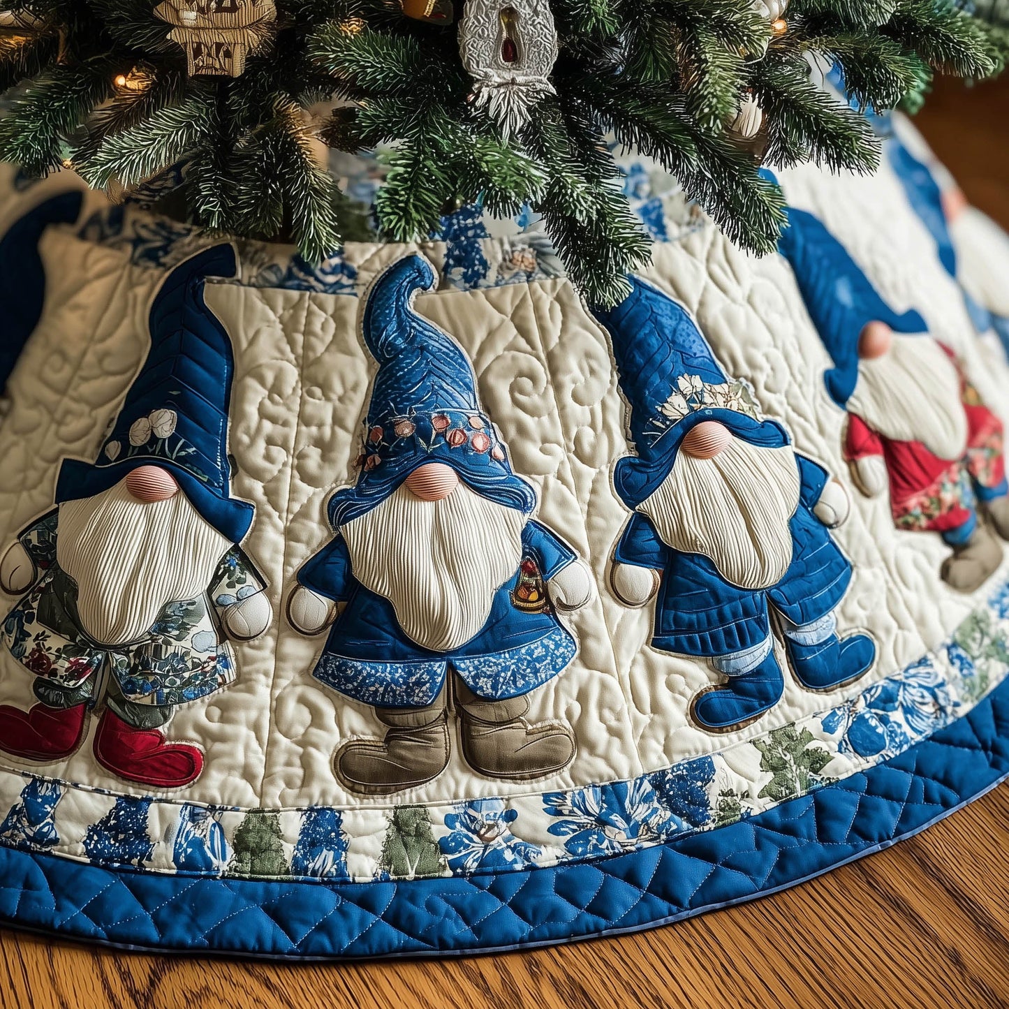 Gnome Quilted Tree Skirt GFTONT5534