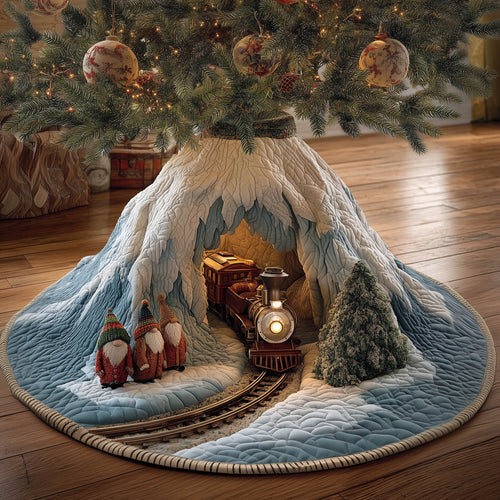 Gnome Express Quilted Tree Skirt GFTONT5751