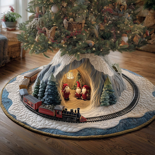 Christmas Train Quilted Tree Skirt GFTONT5756