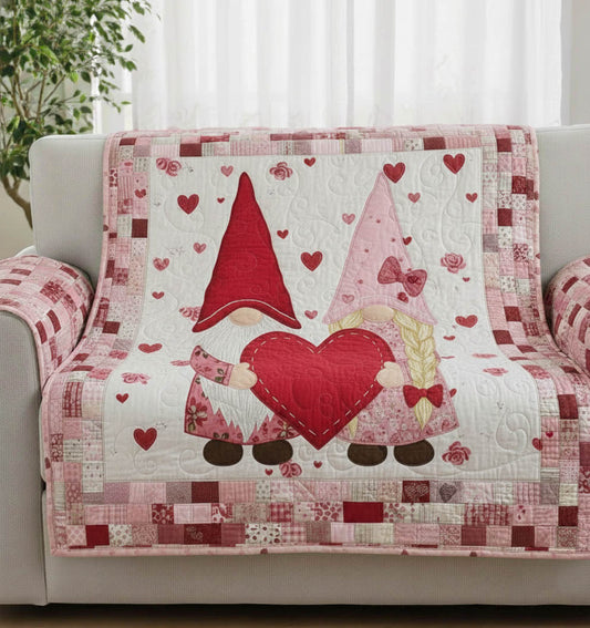 Loving Gnomes Quilted Sofa Cover GFTONT6380