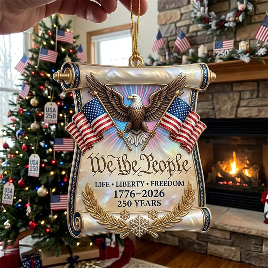 We The People Christmas Mica Ornament GFTONTD2132