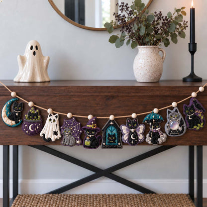 Midnight Cat Mystique Custom Shape Quilted Garland GFTONTD2695