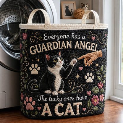 Lucky Cat Quilted Laundry Basket GFTOPND1734