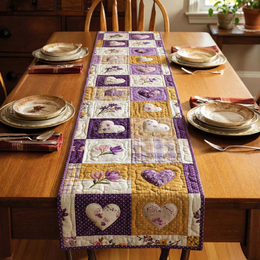 Vintage Hearts Quilted Table Runner GFTOQM3294