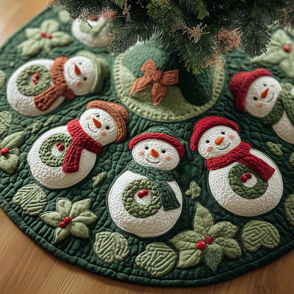 Wreath Snowmen Quilted Tree Skirt GFTOQM392