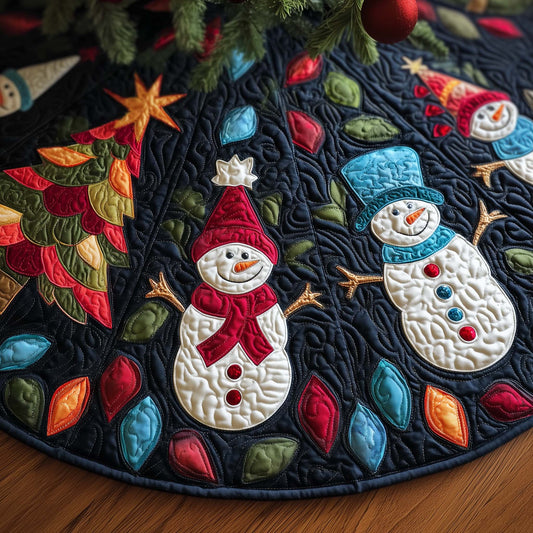 Colorful Snowmen Quilted Tree Skirt GFTOQM395