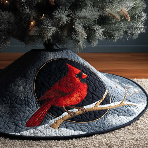 Midnight Cardinal Quilted Tree Skirt GFTOQM553