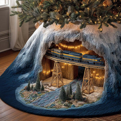 Tunnel Train Quilted Tree Skirt GFTOQM850