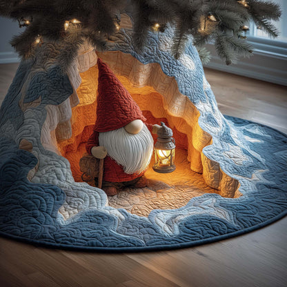 Lantern Gnome Quilted Tree Skirt GFTOQM855