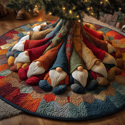 Spiral Gnomes Quilted Tree Skirt GFTOQM864