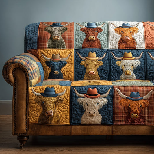 Highland Homestead Quilted Sofa Cover GFTOTP15645