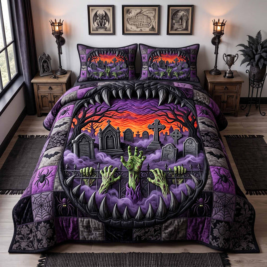 Strange Haunts 3-Piece Quilted Bedding Set GFTOTP20341
