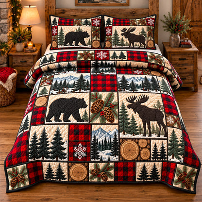 Crimson Forest Patchwork 3-Piece Quilted Bedding Set GFTOTP22440