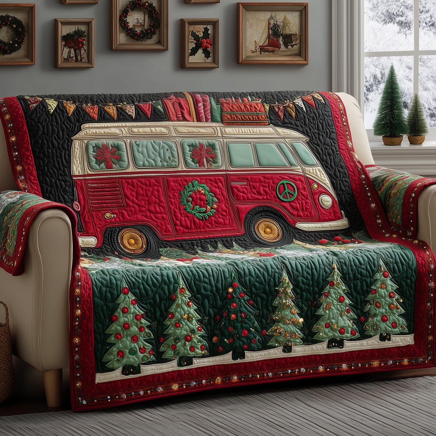 Holiday Van Quilted Sofa Cover GFTOYC2400